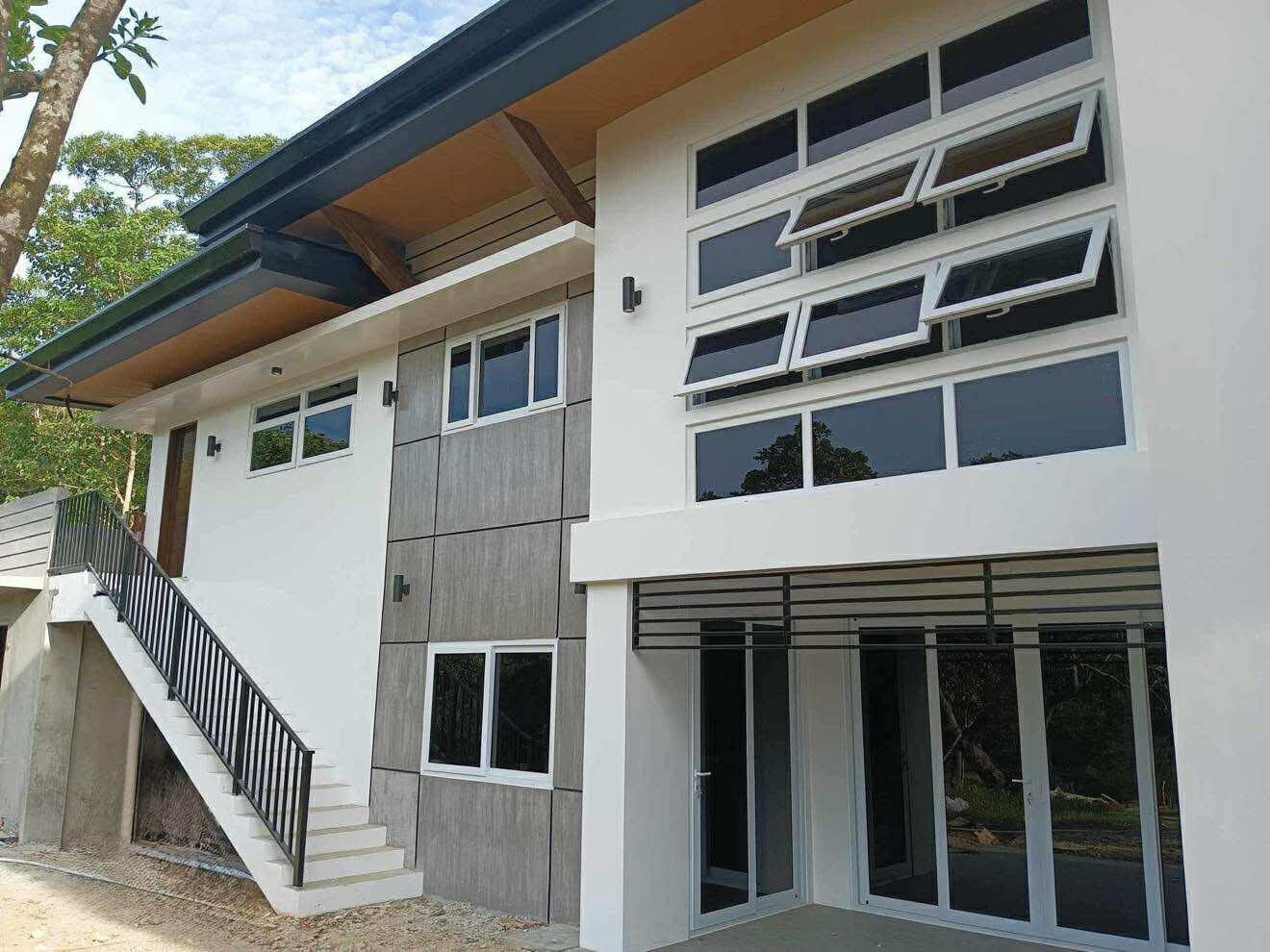 Crown Royale Slide 6