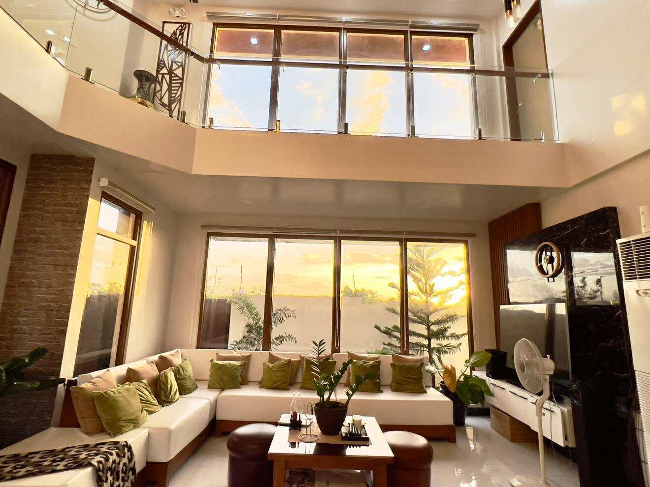 Crown Royale Slide 7