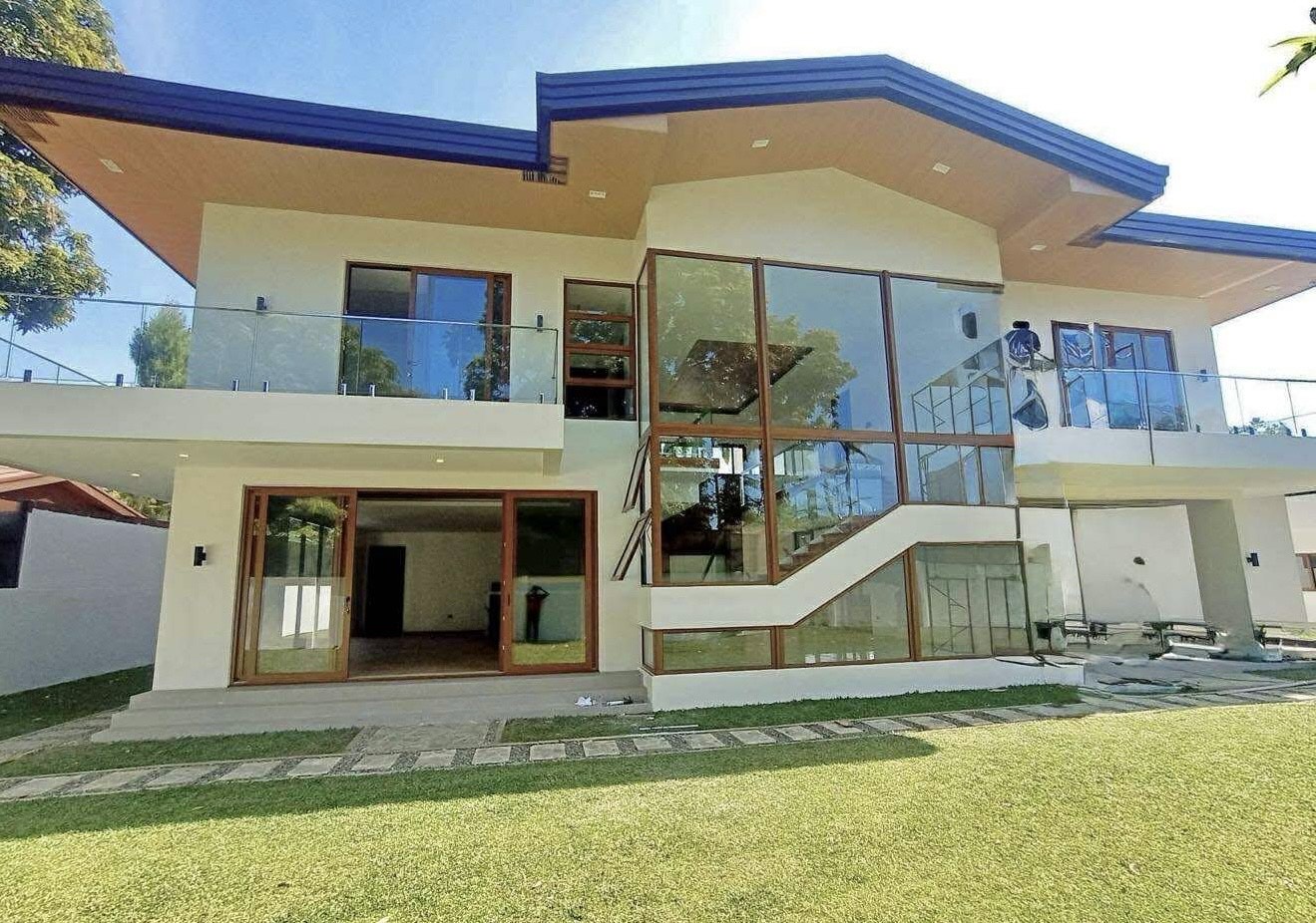 Crown Royale Slide 8