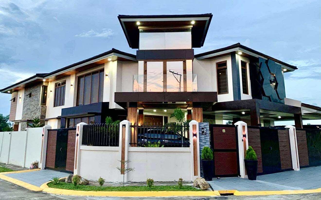 Crown Royale Slide 11